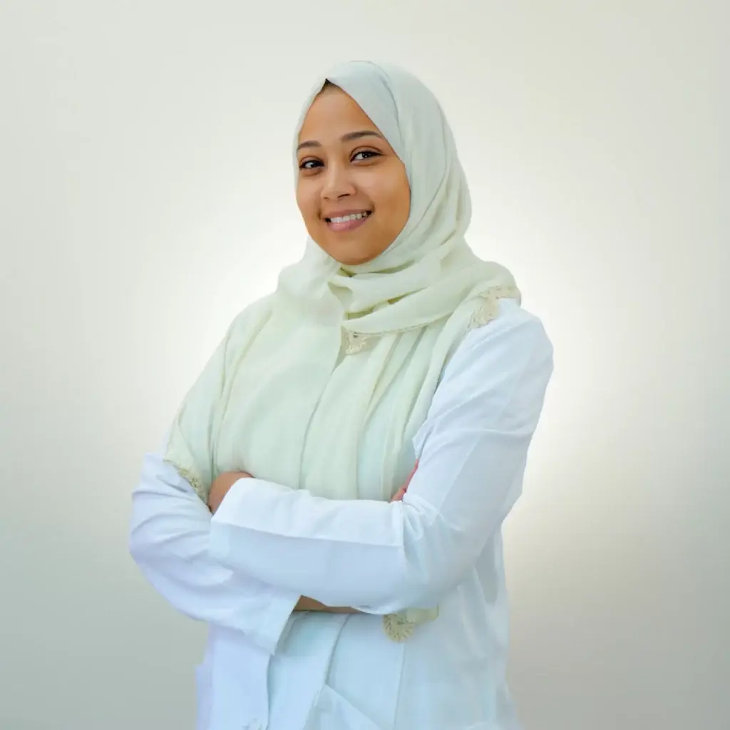 دكتورة سمر حسن اسماعيل طبيب أسنان عام