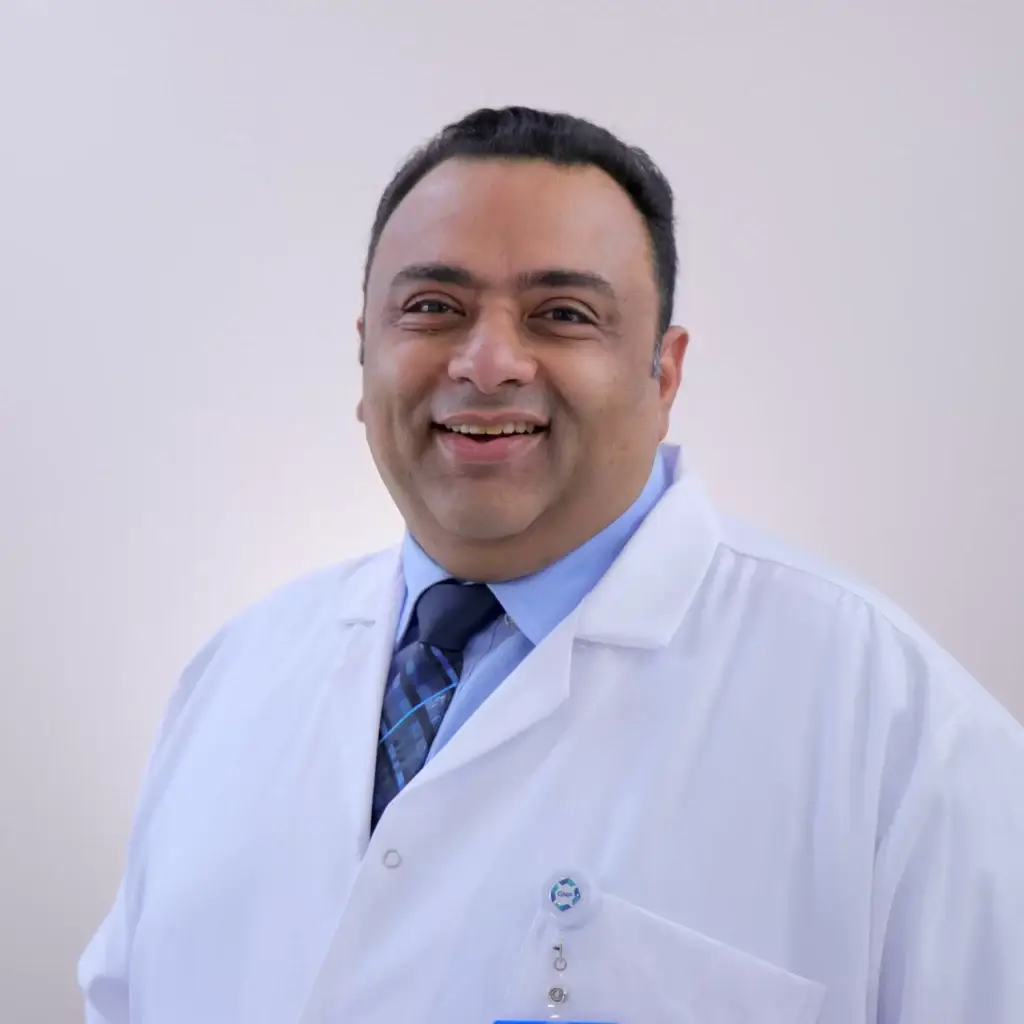 دكتور خالد عمر عزوز الأبرق استشاري جراحة الأذن والأنف والحنجرة