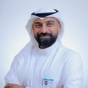 دكتور عبدالرحمن خليل استشاري الباطنية والأورام